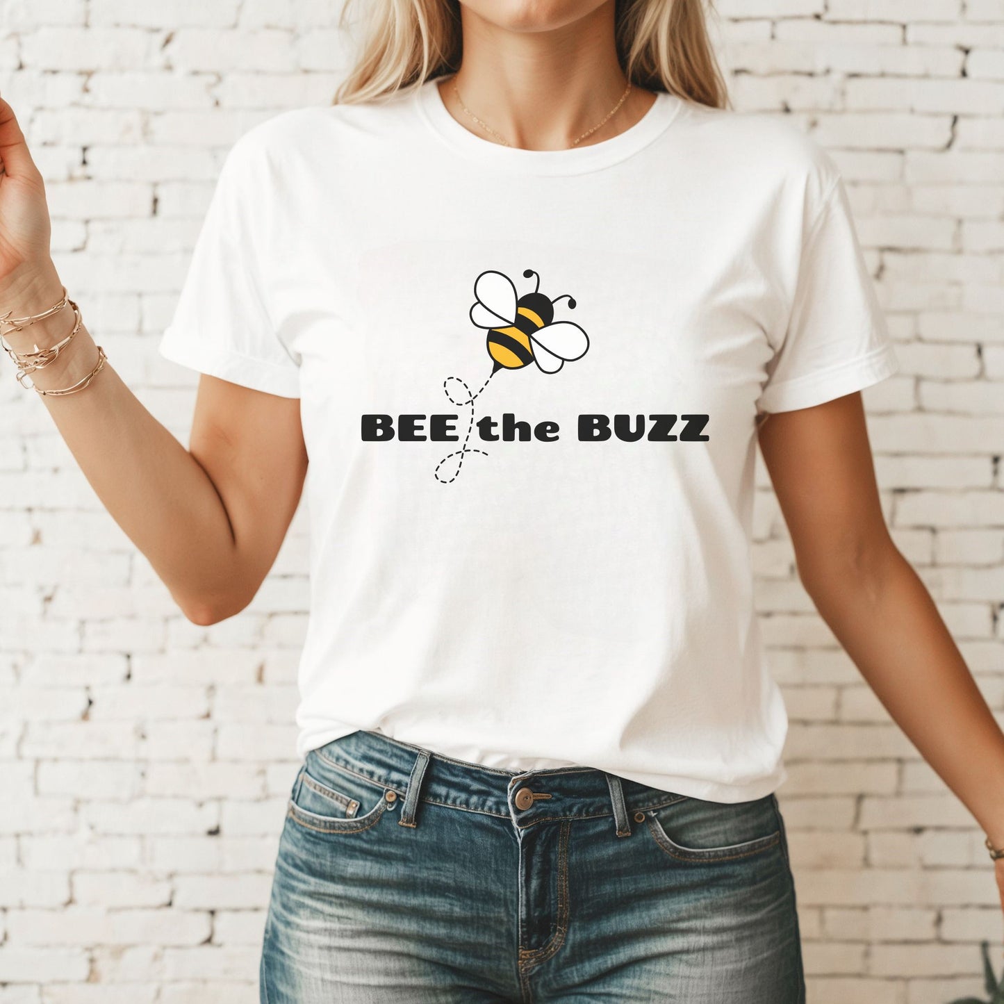 BEE the BUZZ cotton t-shirt